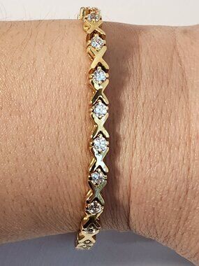 VTG 10K Solid Yellow Gold Natural Diamond XOXO Tennis Bracelet 7” 10.62g Estate